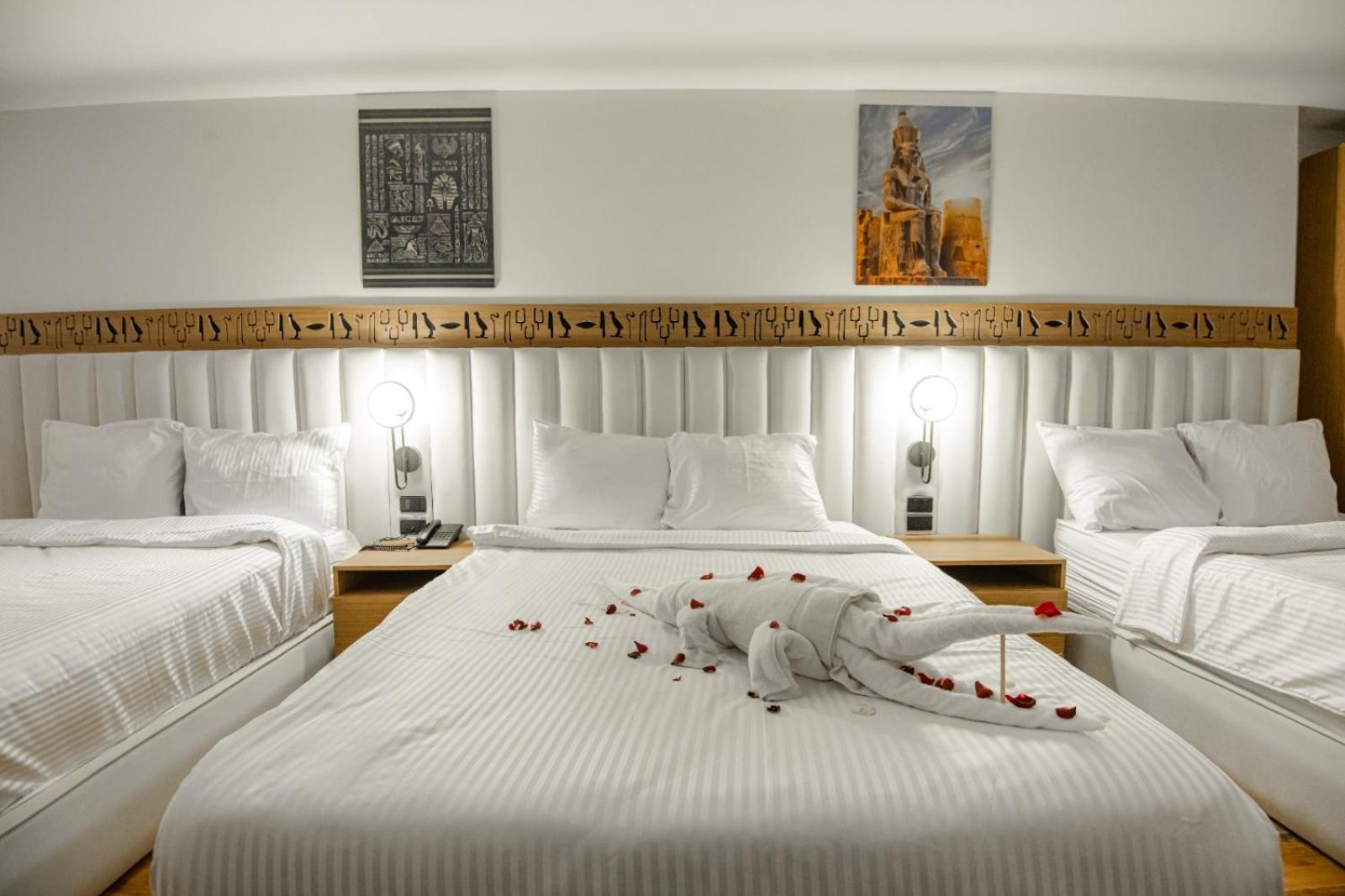 Superior Pyramids Inn Al Kawm al Akhdar Екстериор снимка