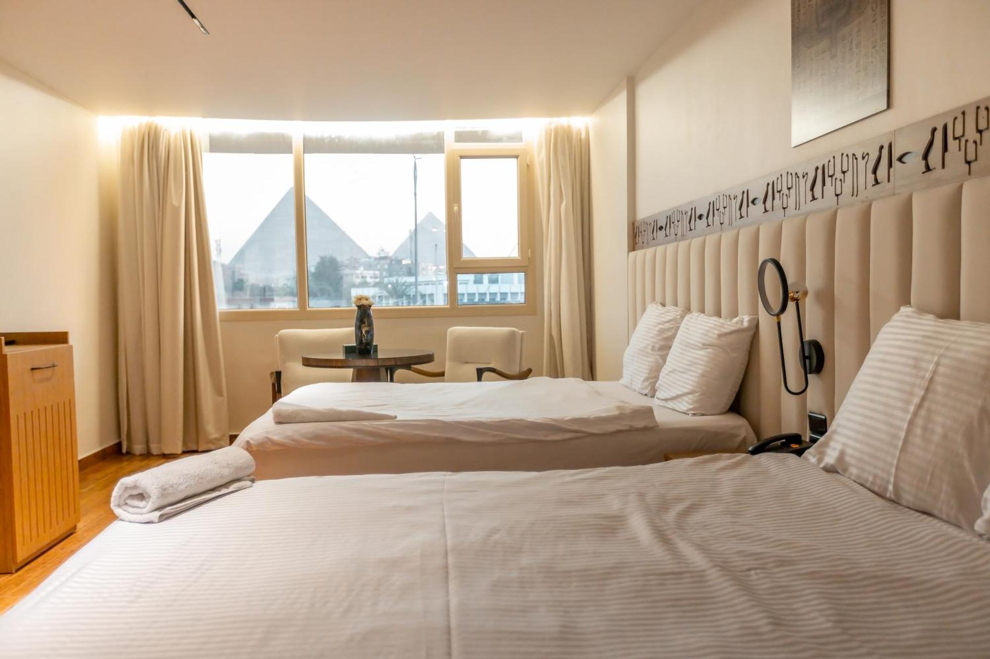 Superior Pyramids Inn Al Kawm al Akhdar Екстериор снимка