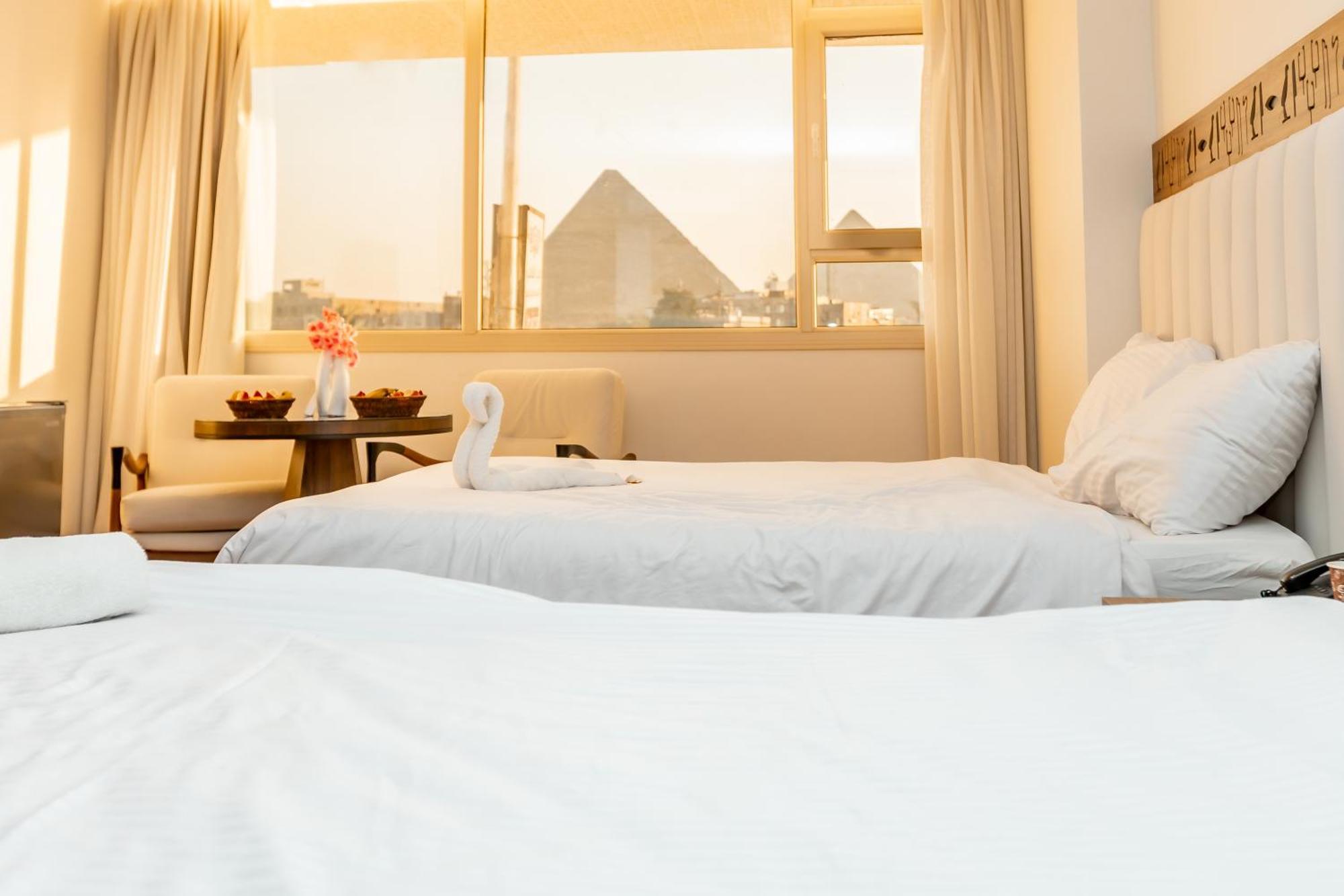 Superior Pyramids Inn Al Kawm al Akhdar Екстериор снимка