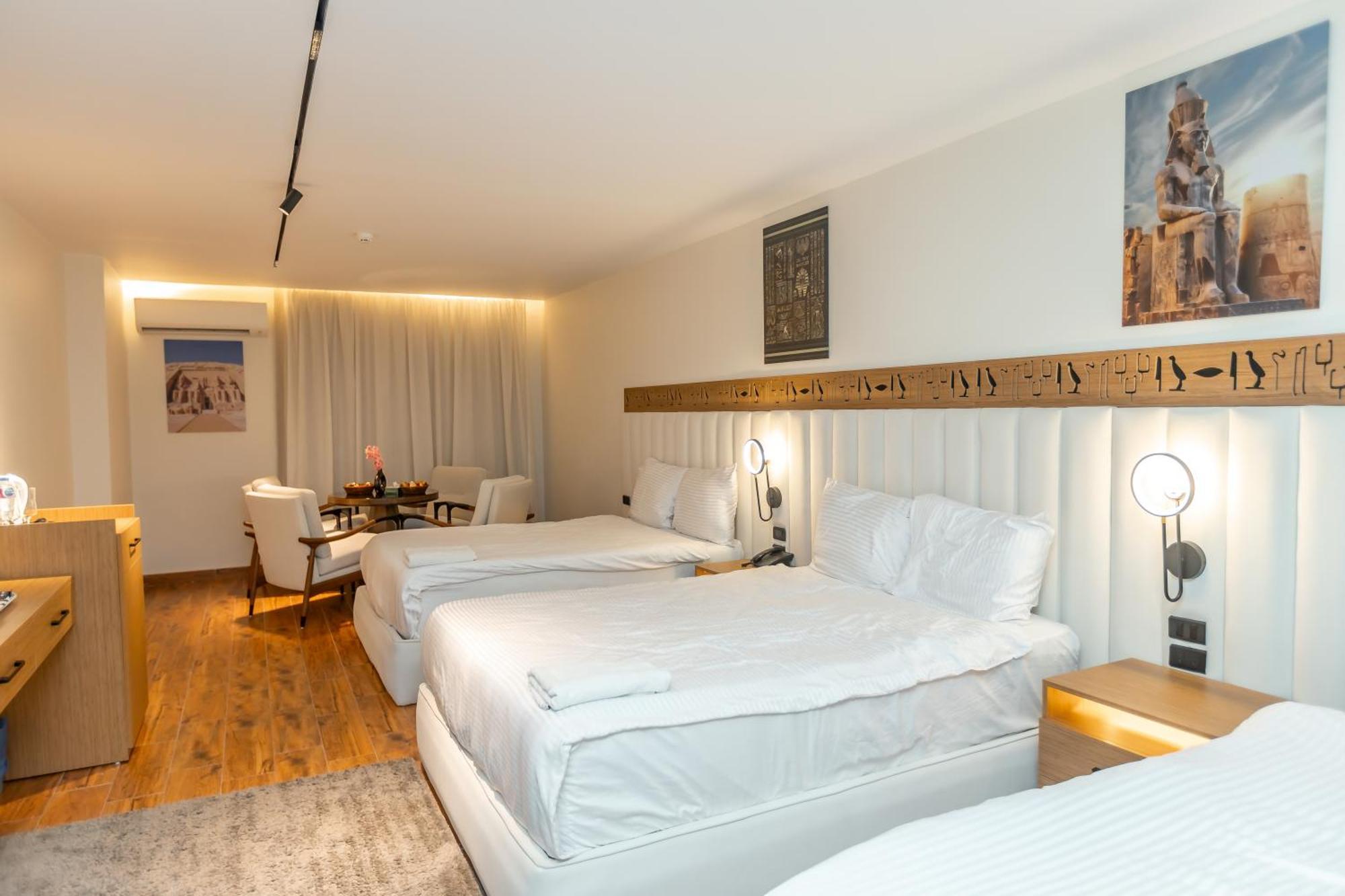 Superior Pyramids Inn Al Kawm al Akhdar Екстериор снимка