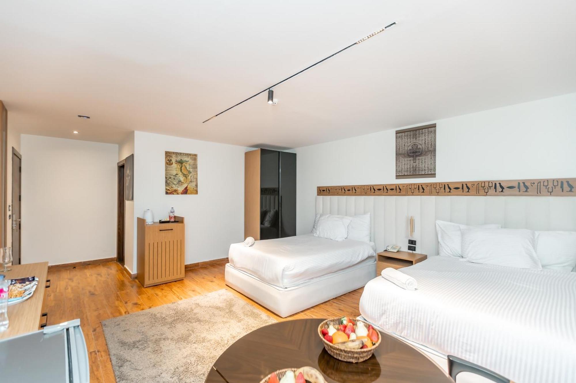 Superior Pyramids Inn Al Kawm al Akhdar Екстериор снимка