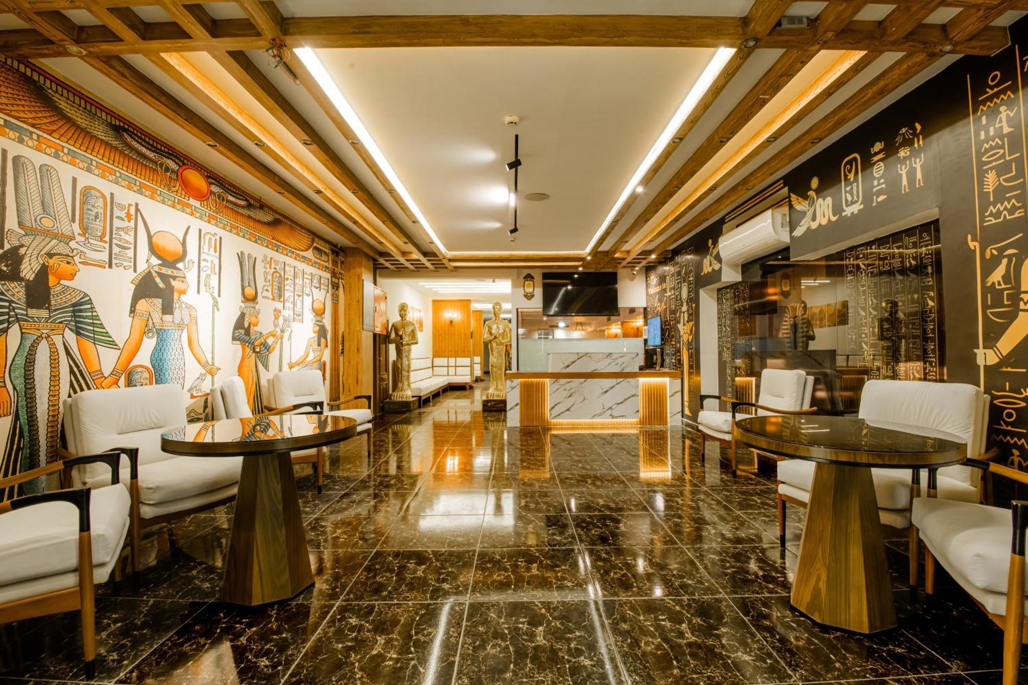 Superior Pyramids Inn Al Kawm al Akhdar Екстериор снимка